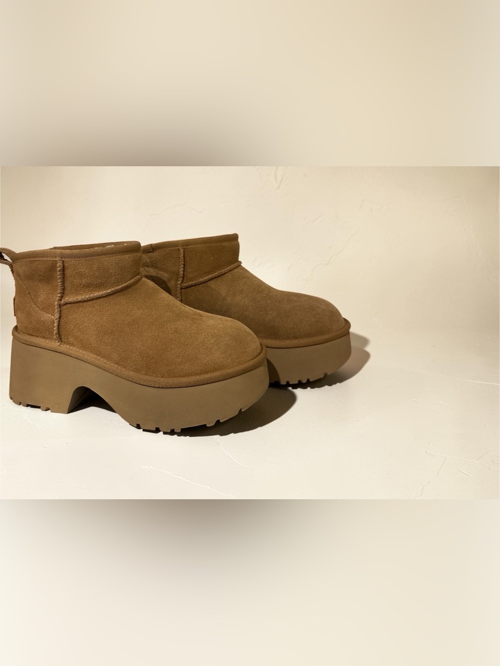UGG Tan Suede Chunky Platform Ankle Booties Size 6